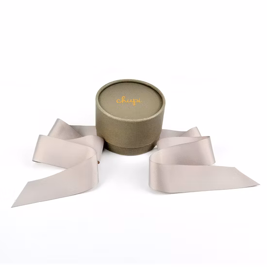 Cartón plegable Cosméticos Maquillaje Joyería Ropa Caja de embalaje de regalo de papel magnético para reloj Embalaje de regalo de fiesta de boda con cinta